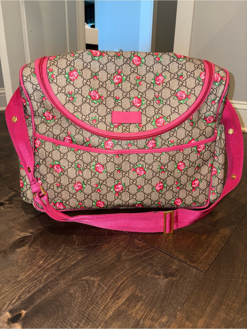 Gucci Pink GG Supreme Rose-Print Crossbody Messenger/Diaper Bag